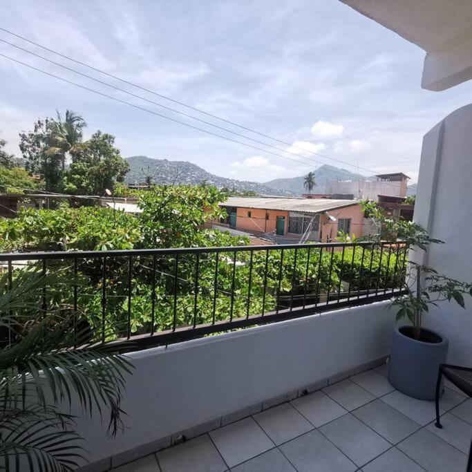 1 Bedroom Apt With Ac , Tv , Wi-Fi Near Dt And Beach Zihuatanejo Ngoại thất bức ảnh