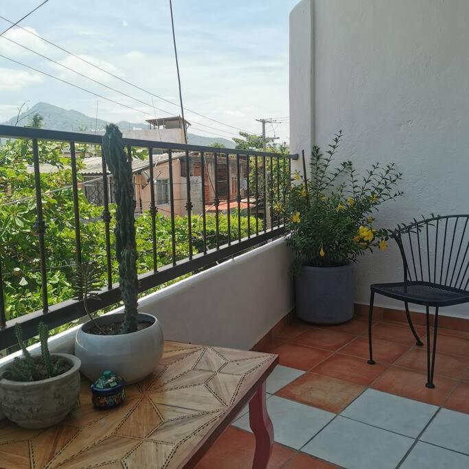 1 Bedroom Apt With Ac , Tv , Wi-Fi Near Dt And Beach Zihuatanejo Ngoại thất bức ảnh