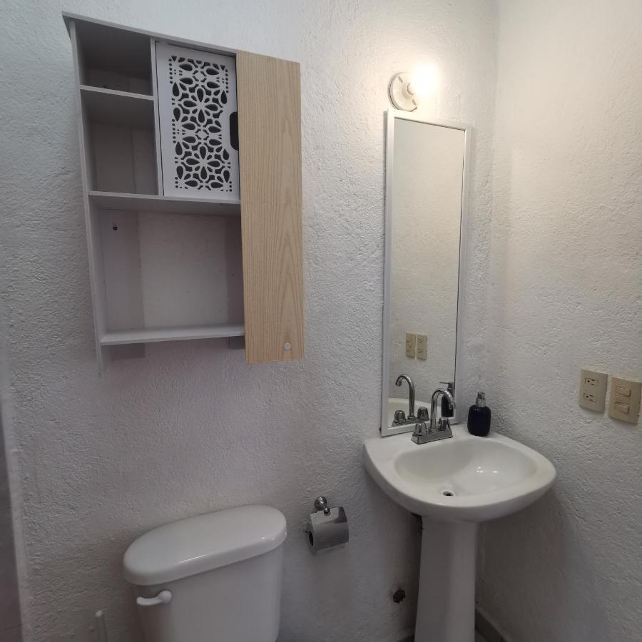 1 Bedroom Apt With Ac , Tv , Wi-Fi Near Dt And Beach Zihuatanejo Ngoại thất bức ảnh