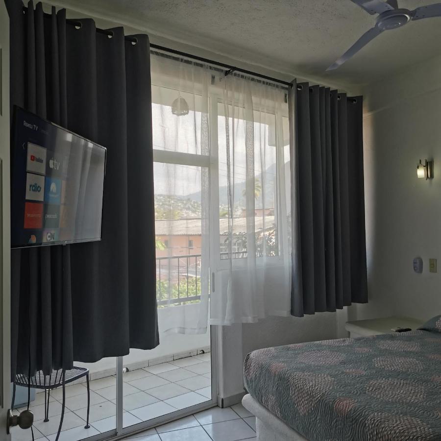 1 Bedroom Apt With Ac , Tv , Wi-Fi Near Dt And Beach Zihuatanejo Ngoại thất bức ảnh